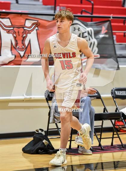 Thumbnail 2 in Chapel Hill vs. Redwater (UIL 3A Bi-District Playoff) photogallery.