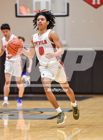 Thumbnail 3 in Chapel Hill vs. Redwater (UIL 3A Bi-District Playoff) photogallery.