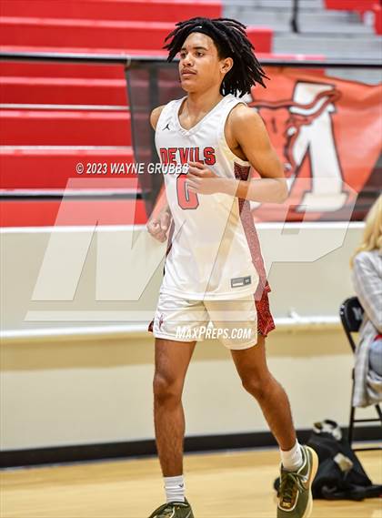 Thumbnail 3 in Chapel Hill vs. Redwater (UIL 3A Bi-District Playoff) photogallery.