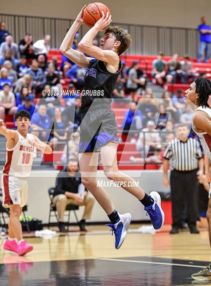Thumbnail 2 in Chapel Hill vs. Redwater (UIL 3A Bi-District Playoff) photogallery.
