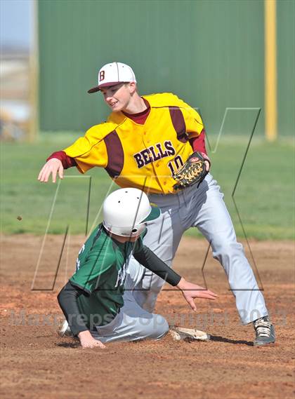 Thumbnail 3 in Bells vs Paradise (Pottsboro Tournament) photogallery.