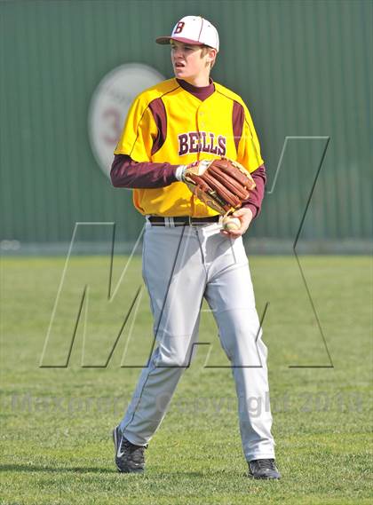 Thumbnail 1 in Bells vs Paradise (Pottsboro Tournament) photogallery.