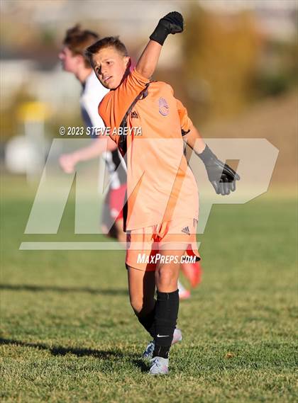 Thumbnail 3 in Regis Jesuit @ Chaparral photogallery.