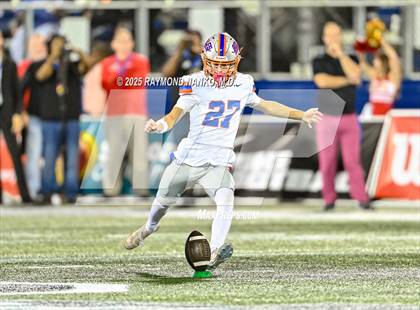 Thumbnail 3 in Bolles @ Cardinal Mooney (FHSAA 2A Final) photogallery.