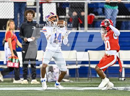Thumbnail 2 in Bolles @ Cardinal Mooney (FHSAA 2A Final) photogallery.