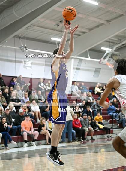 Thumbnail 1 in  Melbourne vs. St Joseph (AAA 2A Regional 2nd round) photogallery.