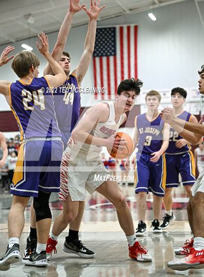 Thumbnail 2 in  Melbourne vs. St Joseph (AAA 2A Regional 2nd round) photogallery.