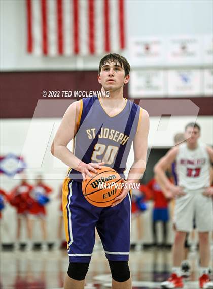 Thumbnail 1 in  Melbourne vs. St Joseph (AAA 2A Regional 2nd round) photogallery.