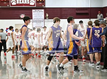 Thumbnail 2 in  Melbourne vs. St Joseph (AAA 2A Regional 2nd round) photogallery.