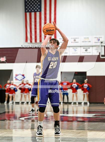 Thumbnail 1 in  Melbourne vs. St Joseph (AAA 2A Regional 2nd round) photogallery.
