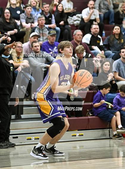 Thumbnail 2 in  Melbourne vs. St Joseph (AAA 2A Regional 2nd round) photogallery.