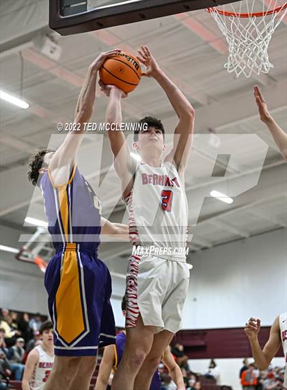Thumbnail 3 in  Melbourne vs. St Joseph (AAA 2A Regional 2nd round) photogallery.