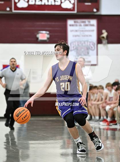 Thumbnail 3 in  Melbourne vs. St Joseph (AAA 2A Regional 2nd round) photogallery.