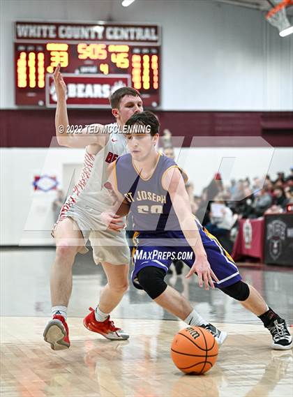 Thumbnail 2 in  Melbourne vs. St Joseph (AAA 2A Regional 2nd round) photogallery.