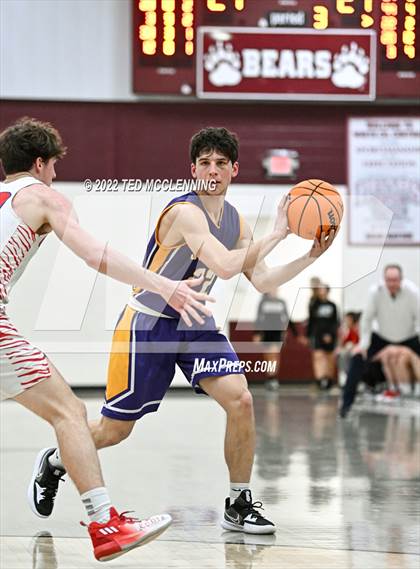 Thumbnail 3 in  Melbourne vs. St Joseph (AAA 2A Regional 2nd round) photogallery.