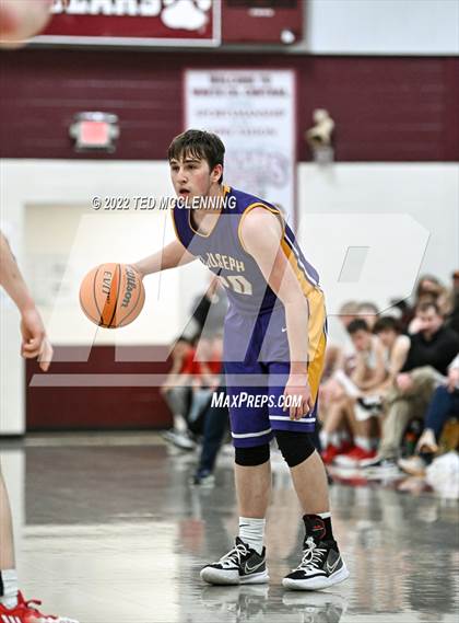 Thumbnail 2 in  Melbourne vs. St Joseph (AAA 2A Regional 2nd round) photogallery.