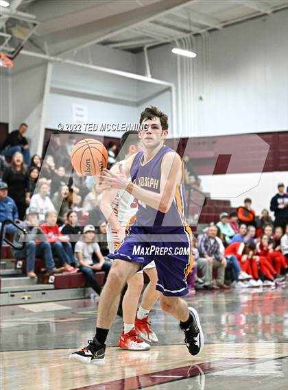 Thumbnail 3 in  Melbourne vs. St Joseph (AAA 2A Regional 2nd round) photogallery.