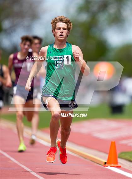 Thumbnail 1 in CHSAA Final 5A (800 Meter ) photogallery.