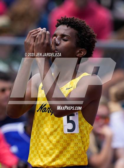 Thumbnail 3 in CHSAA Final 5A (800 Meter ) photogallery.