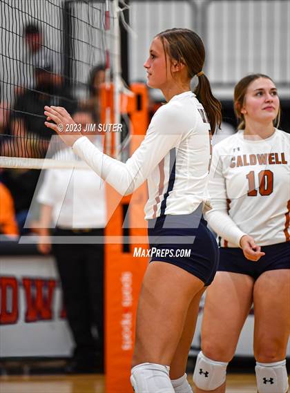 Thumbnail 1 in Caldwell vs Smithville photogallery.