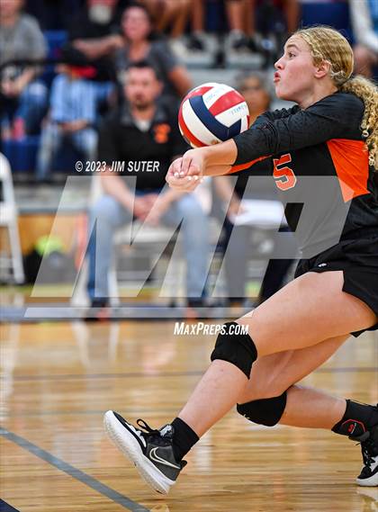 Thumbnail 2 in Caldwell vs Smithville photogallery.