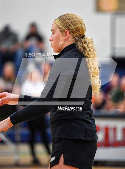 Thumbnail 3 in Caldwell vs Smithville photogallery.