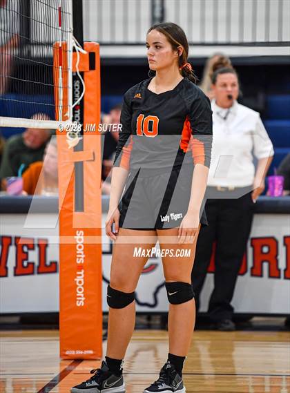 Thumbnail 2 in Caldwell vs Smithville photogallery.