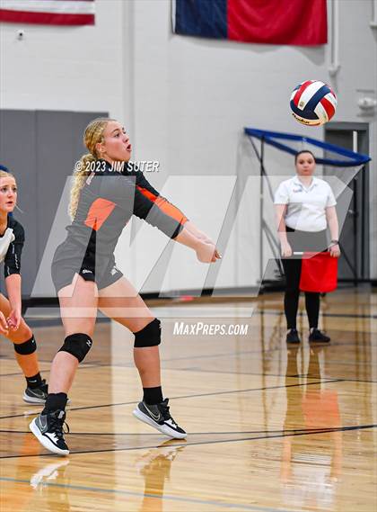 Thumbnail 2 in Caldwell vs Smithville photogallery.