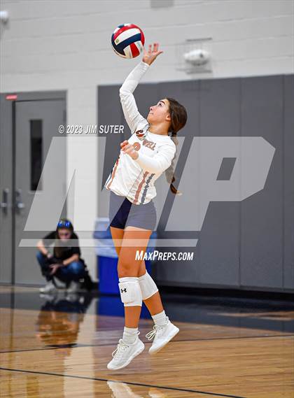 Thumbnail 3 in Caldwell vs Smithville photogallery.