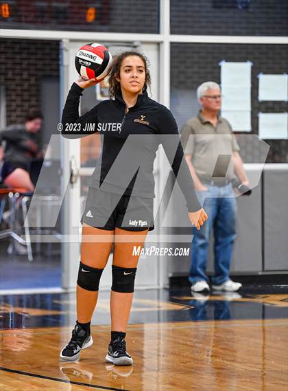 Thumbnail 1 in Caldwell vs Smithville photogallery.
