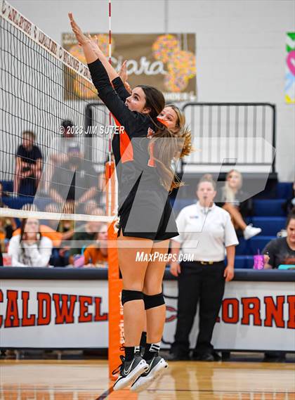 Thumbnail 2 in Caldwell vs Smithville photogallery.