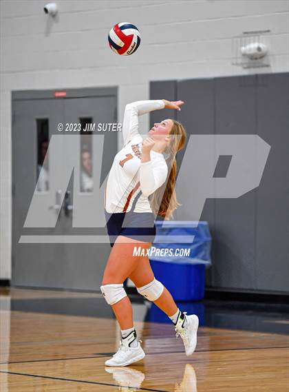 Thumbnail 2 in Caldwell vs Smithville photogallery.