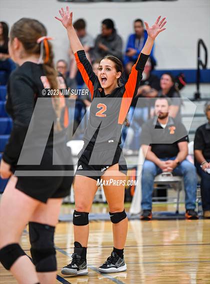 Thumbnail 2 in Caldwell vs Smithville photogallery.