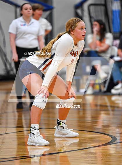 Thumbnail 1 in Caldwell vs Smithville photogallery.