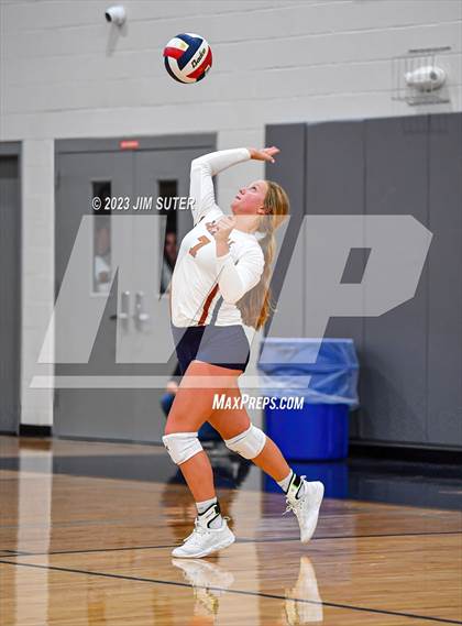 Thumbnail 1 in Caldwell vs Smithville photogallery.