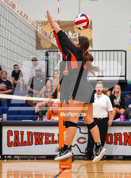 Thumbnail 2 in Caldwell vs Smithville photogallery.