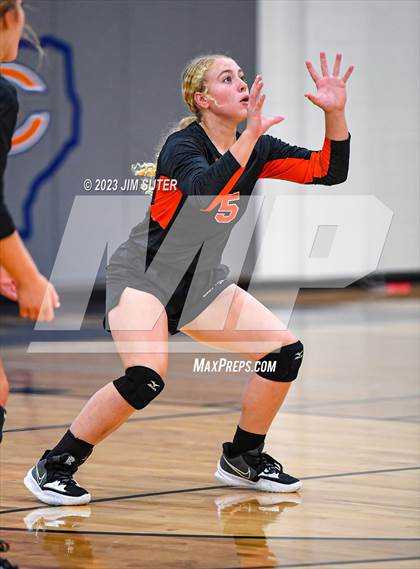 Thumbnail 2 in Caldwell vs Smithville photogallery.