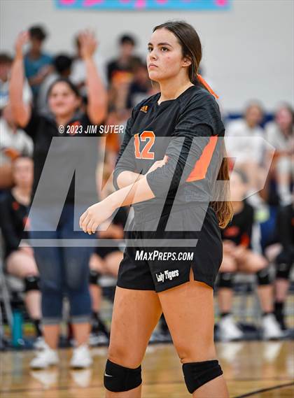 Thumbnail 2 in Caldwell vs Smithville photogallery.