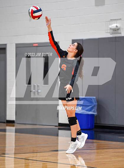 Thumbnail 3 in Caldwell vs Smithville photogallery.