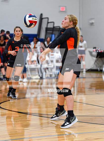 Thumbnail 2 in Caldwell vs Smithville photogallery.