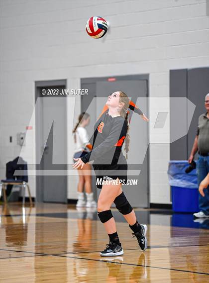 Thumbnail 3 in Caldwell vs Smithville photogallery.