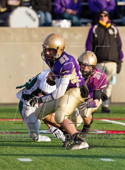 Thumbnail 3 in Westhampton Beach vs. Sayville (Suffolk County D3 Final) photogallery.
