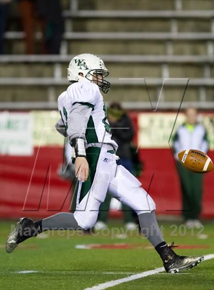 Thumbnail 2 in Westhampton Beach vs. Sayville (Suffolk County D3 Final) photogallery.