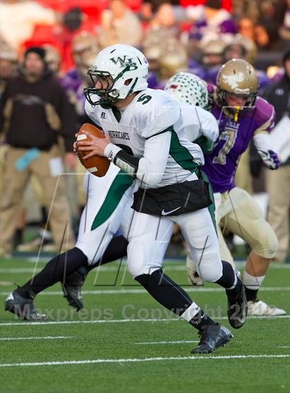 Thumbnail 3 in Westhampton Beach vs. Sayville (Suffolk County D3 Final) photogallery.
