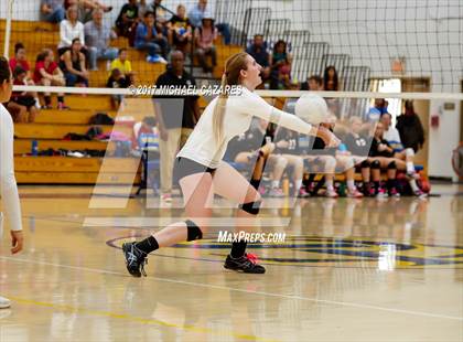 Thumbnail 3 in Fallbrook @ San Pasqual photogallery.