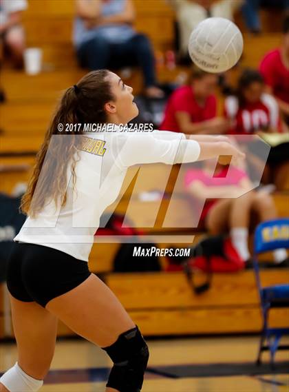 Thumbnail 3 in Fallbrook @ San Pasqual photogallery.