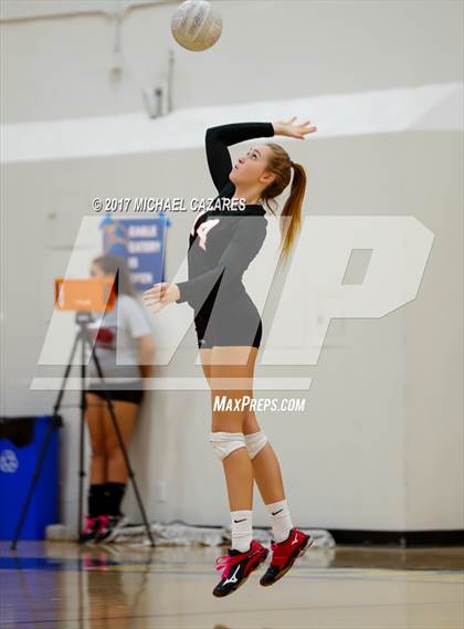Thumbnail 3 in Fallbrook @ San Pasqual photogallery.