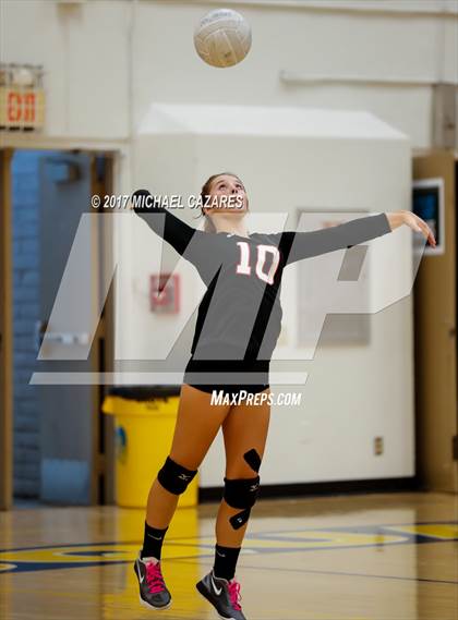 Thumbnail 1 in Fallbrook @ San Pasqual photogallery.