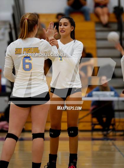 Thumbnail 3 in Fallbrook @ San Pasqual photogallery.