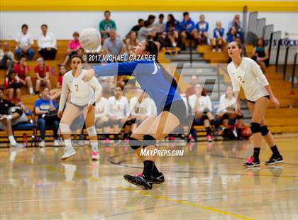 Thumbnail 3 in Fallbrook @ San Pasqual photogallery.